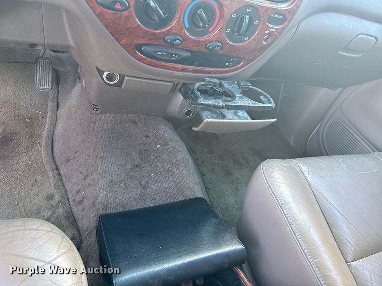 image for item DU9492 2002 Toyota Tundra Access Cab pickup truck