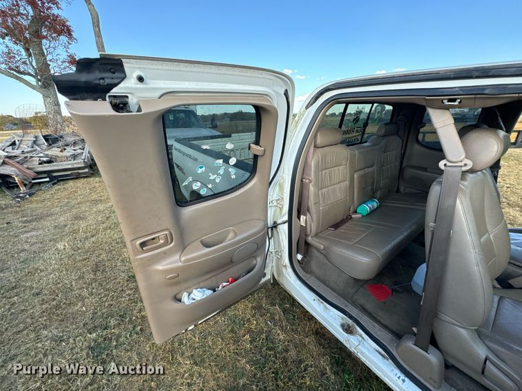 image for item DU9492 2002 Toyota Tundra Access Cab pickup truck