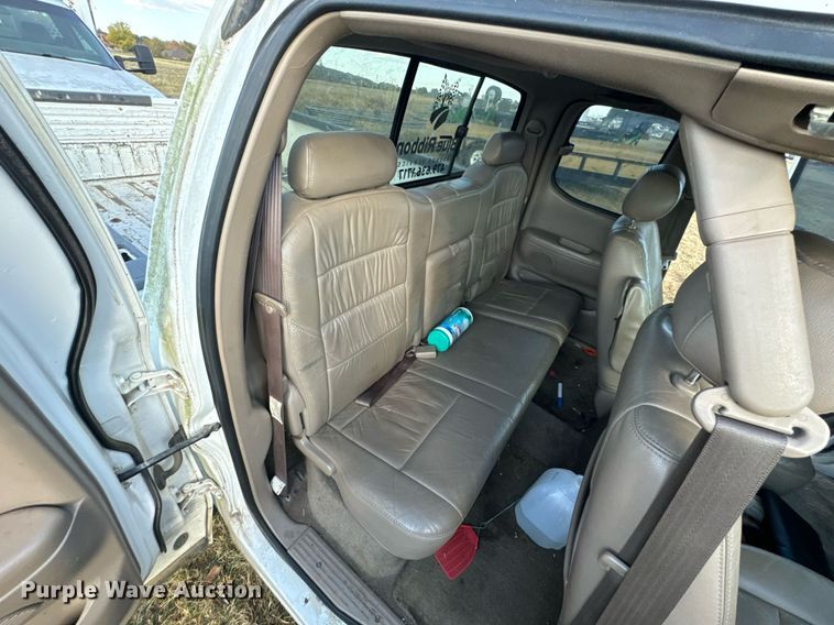 image for item DU9492 2002 Toyota Tundra Access Cab pickup truck