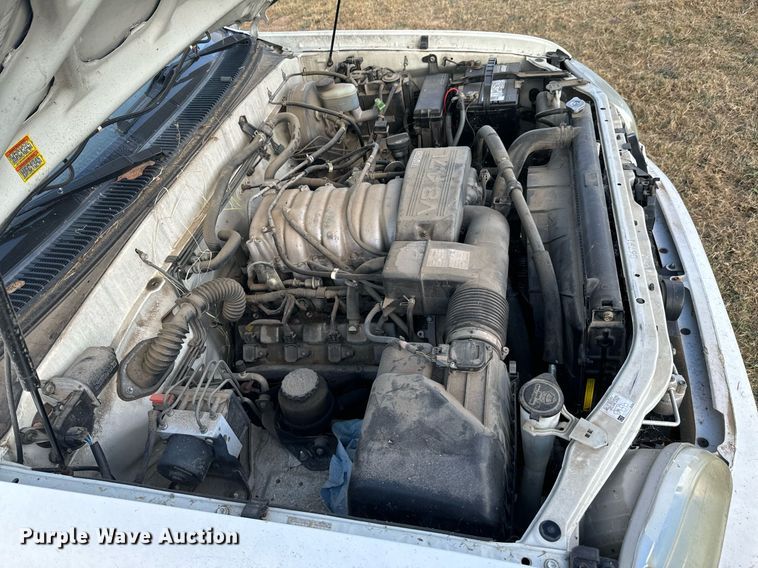 image for item DU9492 2002 Toyota Tundra Access Cab pickup truck