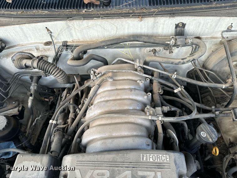 image for item DU9492 2002 Toyota Tundra Access Cab pickup truck