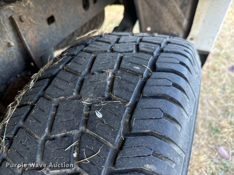 image for item DU9492 2002 Toyota Tundra Access Cab pickup truck