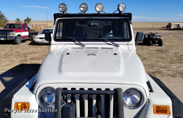 image for item DV6547 1997 Jeep Wrangler Sport SUV