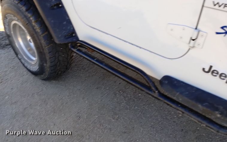 image for item DV6547 1997 Jeep Wrangler Sport SUV