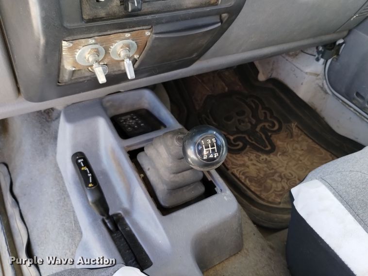 image for item DV6547 1997 Jeep Wrangler Sport SUV