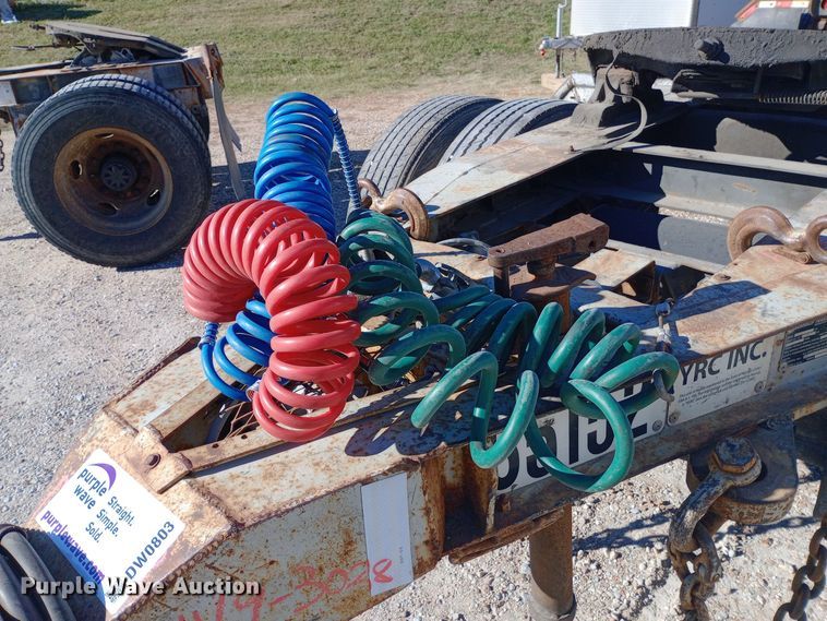 image for item DW0803 1985 Fruehauf EL FI trailer dolly