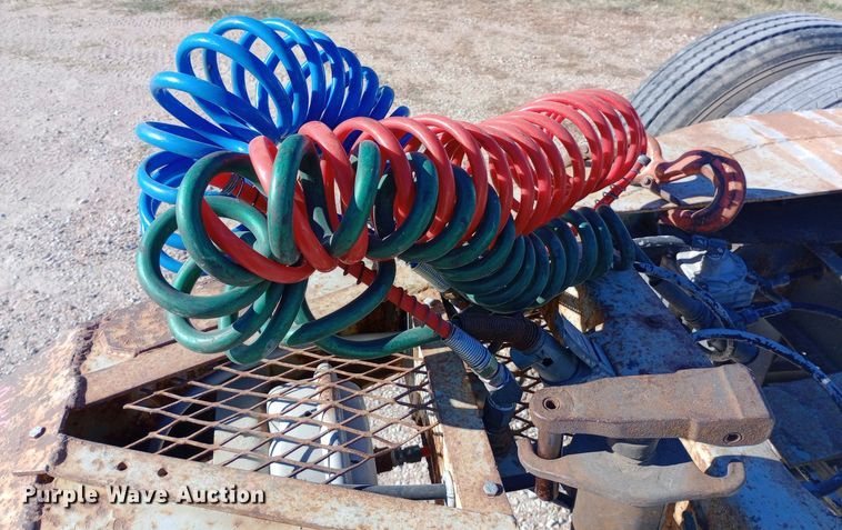 image for item DW0804 1986 Fruehauf EL FI trailer dolly