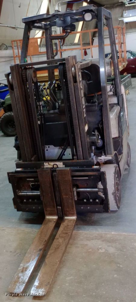 image for item DW0805 Nissan 40 forklift