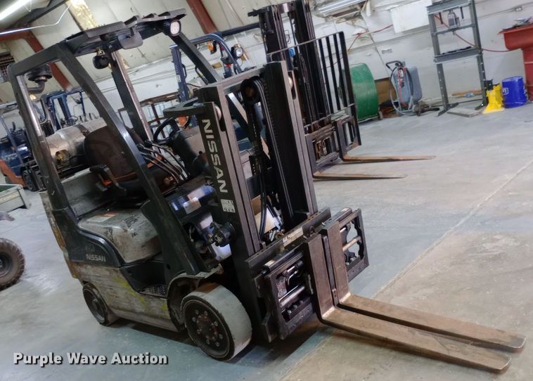 image for item DW0805 Nissan 40 forklift