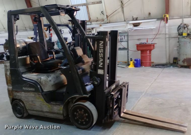 image for item DW0805 Nissan 40 forklift