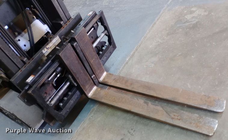 image for item DW0805 Nissan 40 forklift