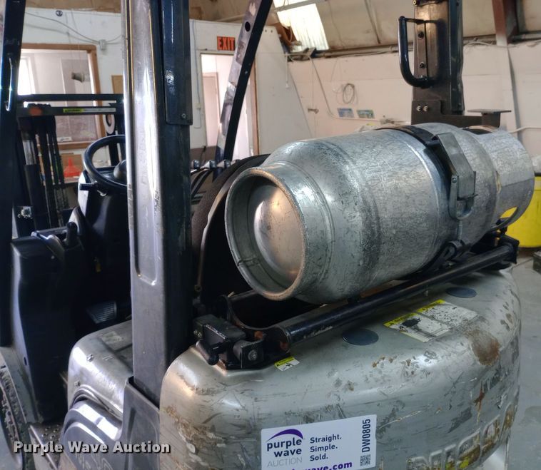 image for item DW0805 Nissan 40 forklift