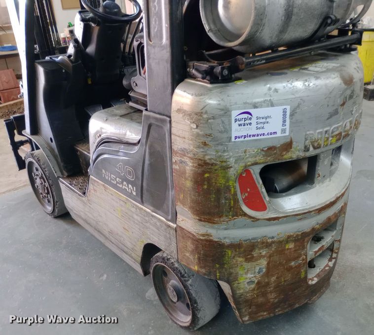 image for item DW0805 Nissan 40 forklift