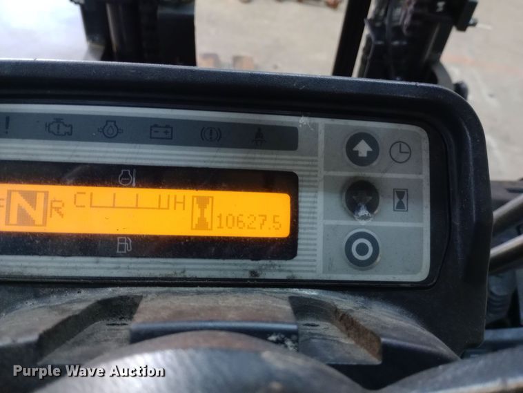 image for item DW0805 Nissan 40 forklift