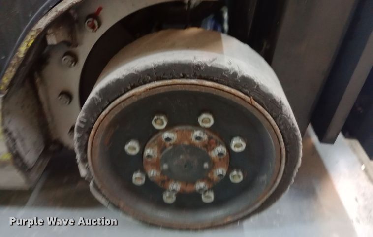 image for item DW0805 Nissan 40 forklift