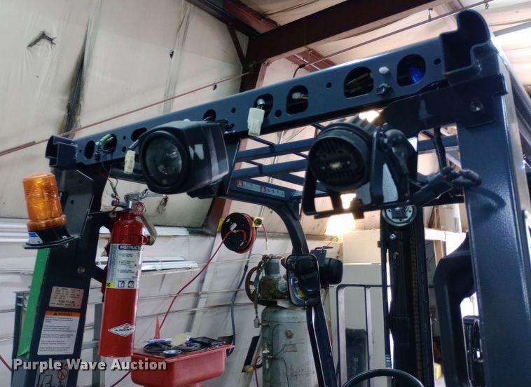 image for item DW0806 Toyota 8FGCU25 forklift