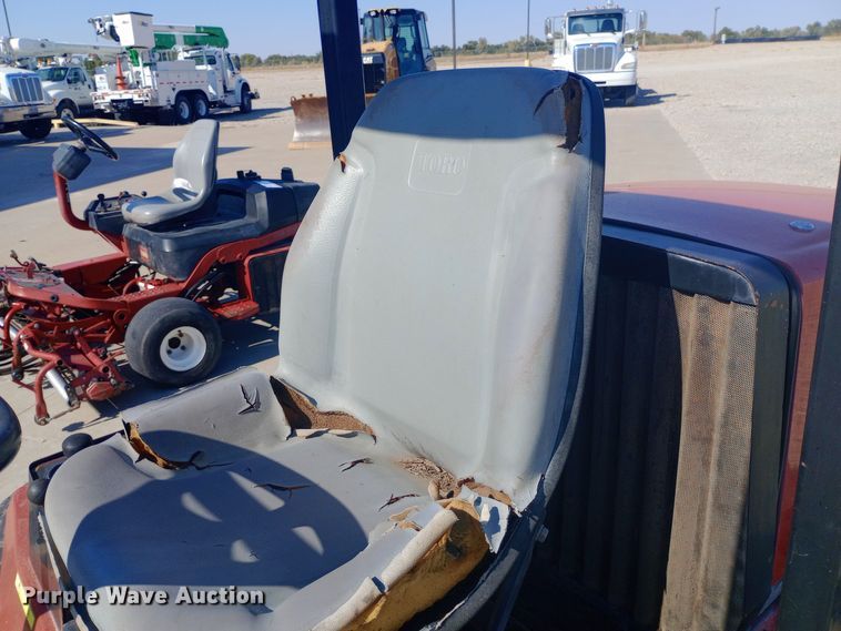 image for item DW0814 Toro Reelmaster 5500D reel mower