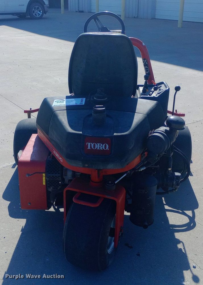 image for item DW0815 Toro  Greenmaster 3250D reel mower