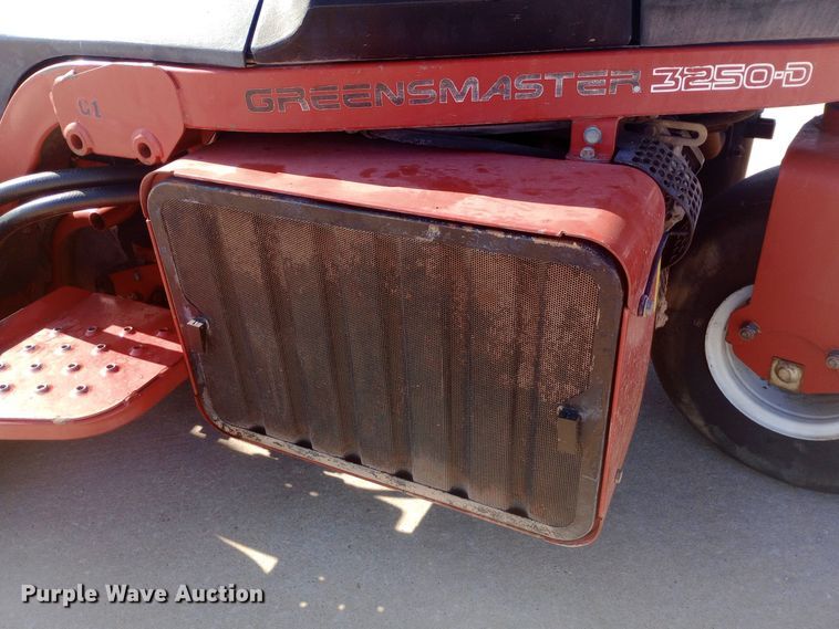 image for item DW0815 Toro  Greenmaster 3250D reel mower