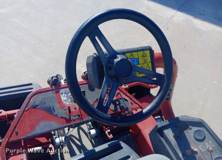 image for item DW0815 Toro  Greenmaster 3250D reel mower