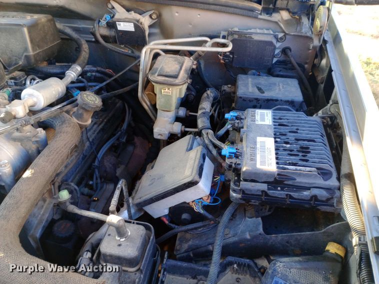 image for item DW0834 1998 GMC Suburban 2500  SUV