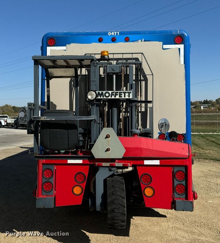 image for item DW2345 2005 Hackney delivery trailer