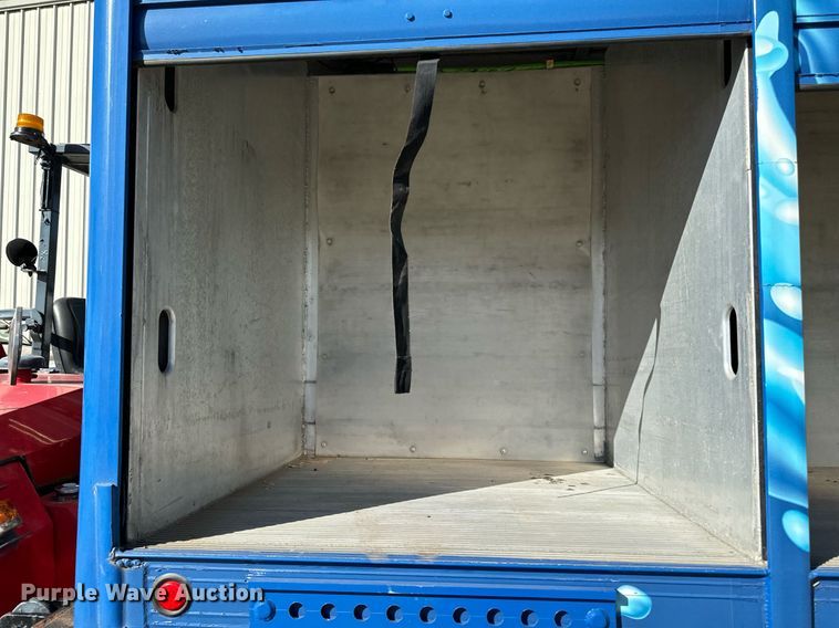 image for item DW2345 2005 Hackney delivery trailer