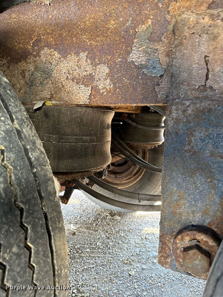 image for item DW2345 2005 Hackney delivery trailer