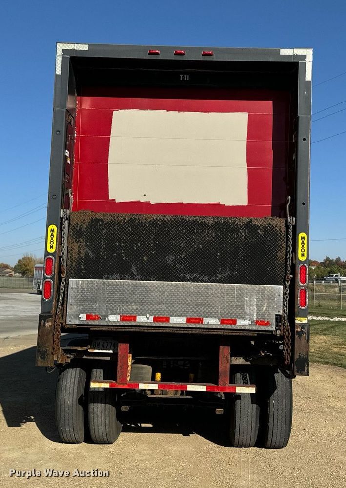 image for item DW2346 1992 Fruehauf FB8-NT2-45N dry van trailer