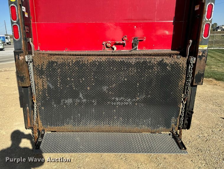 image for item DW2346 1992 Fruehauf FB8-NT2-45N dry van trailer