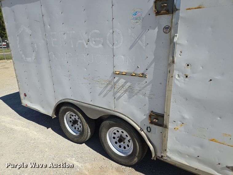 image for item DW2502 2008 United Expressline enclosed cargo trailer