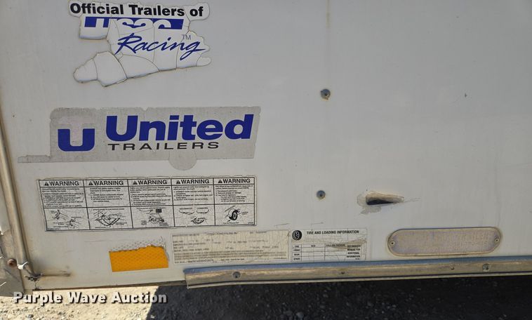 image for item DW2502 2008 United Expressline enclosed cargo trailer