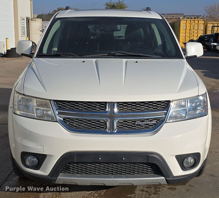 image for item DW3850 2011 Dodge Journey R/T SUV