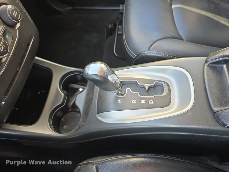 image for item DW3850 2011 Dodge Journey R/T SUV