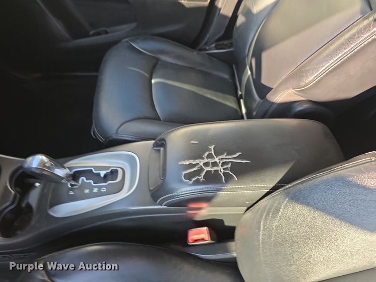 image for item DW3850 2011 Dodge Journey R/T SUV