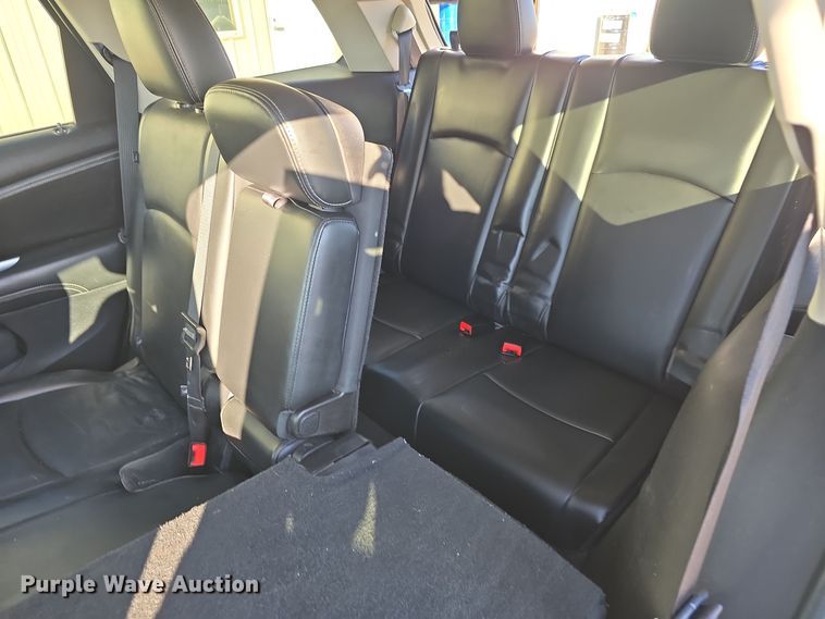 image for item DW3850 2011 Dodge Journey R/T SUV