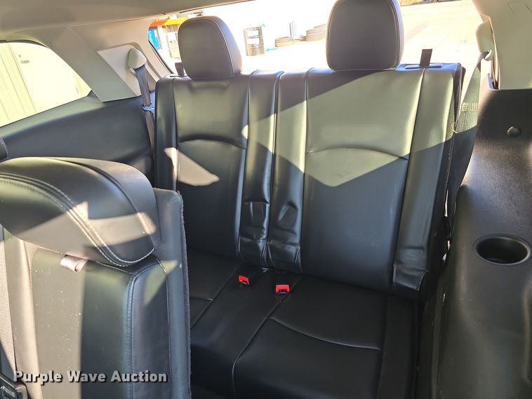 image for item DW3850 2011 Dodge Journey R/T SUV