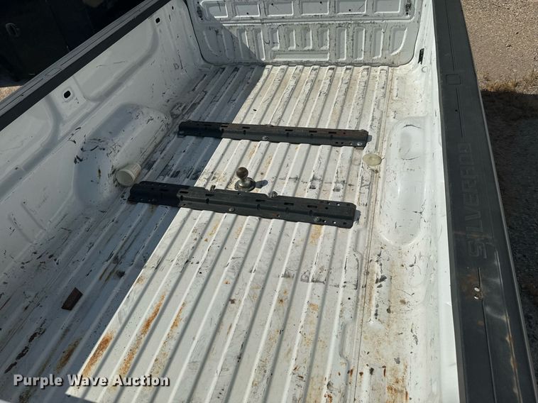 image for item DX1441 Chevrolet Silverado pickup bed