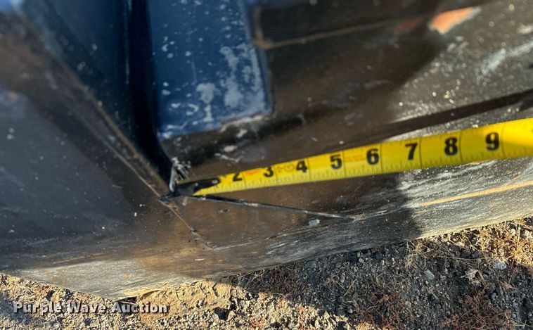 image for item DX3714 L-shaped auxiliary fuel tank 