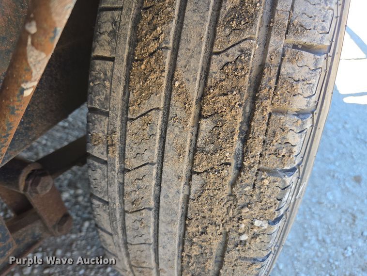 image for item EE7846 1997 Eagle utility trailer