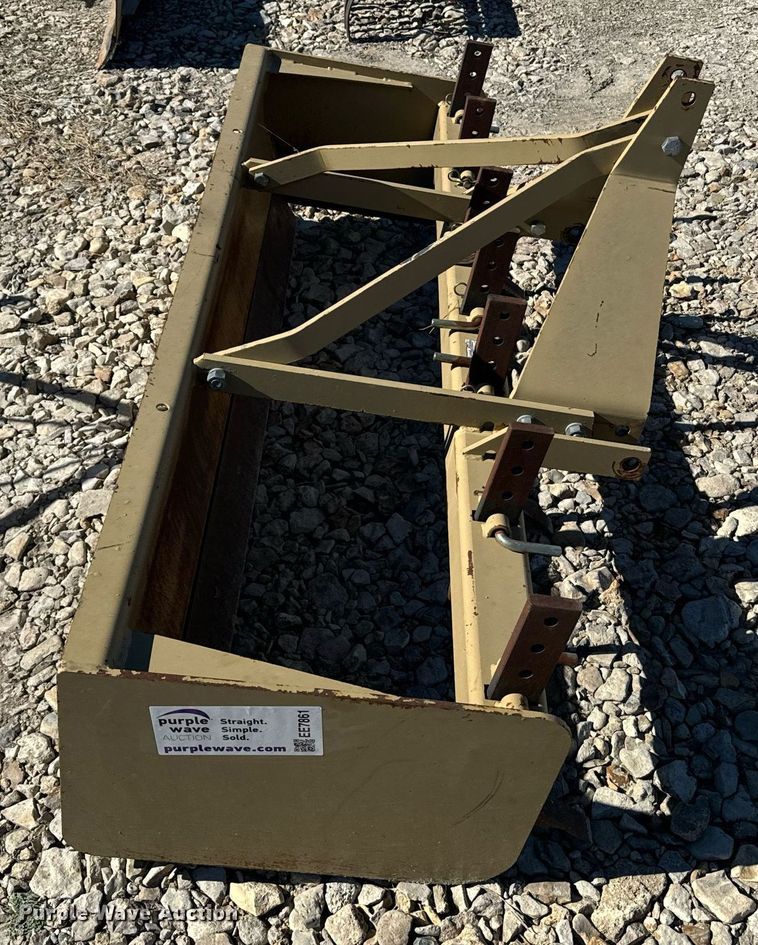image for item EE7861 2007 Land Pride BB2572 box blade