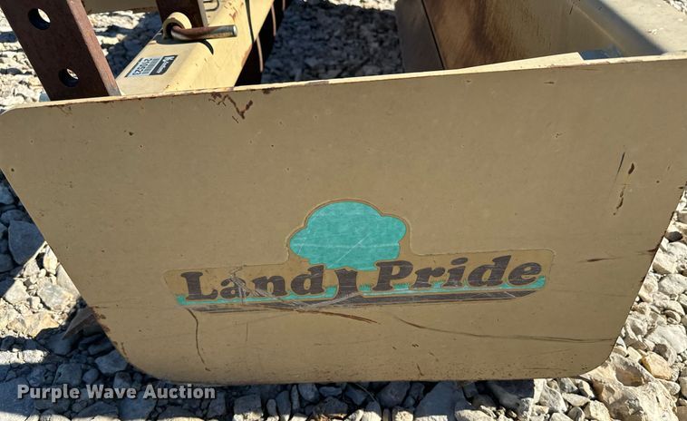 image for item EE7861 2007 Land Pride BB2572 box blade