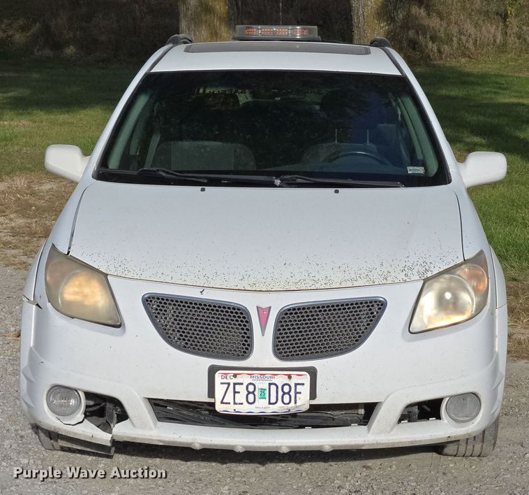 image for item EE8609 2007 Pontiac  Vibe  SUV