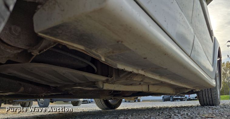 image for item EE8609 2007 Pontiac  Vibe  SUV