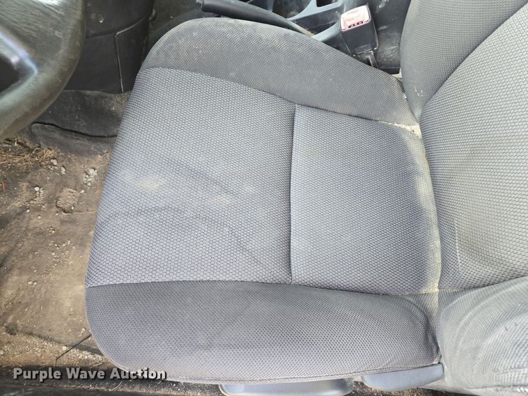 image for item EE8609 2007 Pontiac  Vibe  SUV