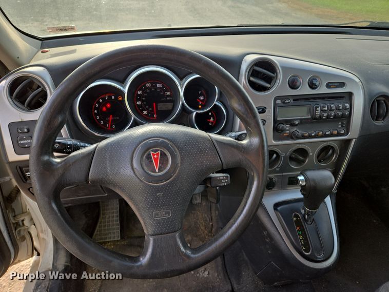 image for item EE8609 2007 Pontiac  Vibe  SUV