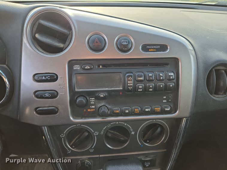 image for item EE8609 2007 Pontiac  Vibe  SUV