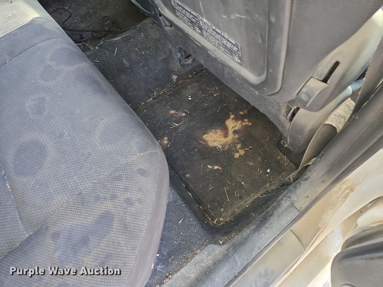 image for item EE8609 2007 Pontiac  Vibe  SUV