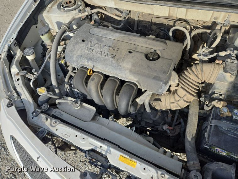 image for item EE8609 2007 Pontiac  Vibe  SUV