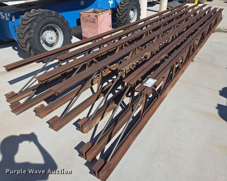 image for item EE8621 (7) bar joist trusses